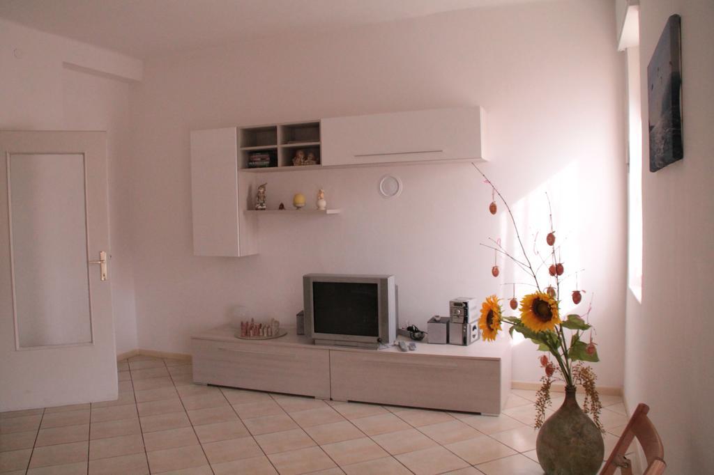 Casa Vacanze Claudette Arco Exterior photo